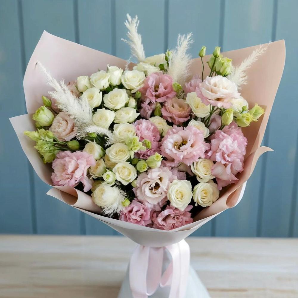 Букет цветов из: Альстромерии и Розы в Гурьевске Калининградской области