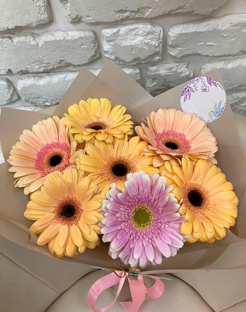 Букет цветов из: Герберы в Гурьевске Калининградской области