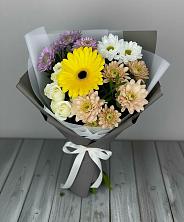 Букет цветов из:  Розы, Герберы и Хризантемы в Гурьевске Калининградской области