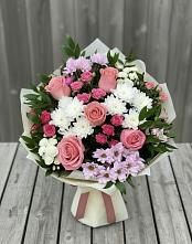 Букет цветов из:  Альстромерии, Гвоздики, Розы и Хризантемы #REPLACE_PRED# Гурьевске Калининградской области