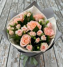 Букет цветов из:  Розы в Гурьевске Калининградской области